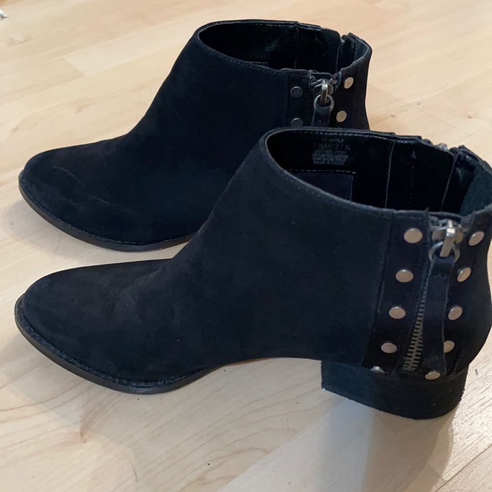 Vince Camuto black suede bootie